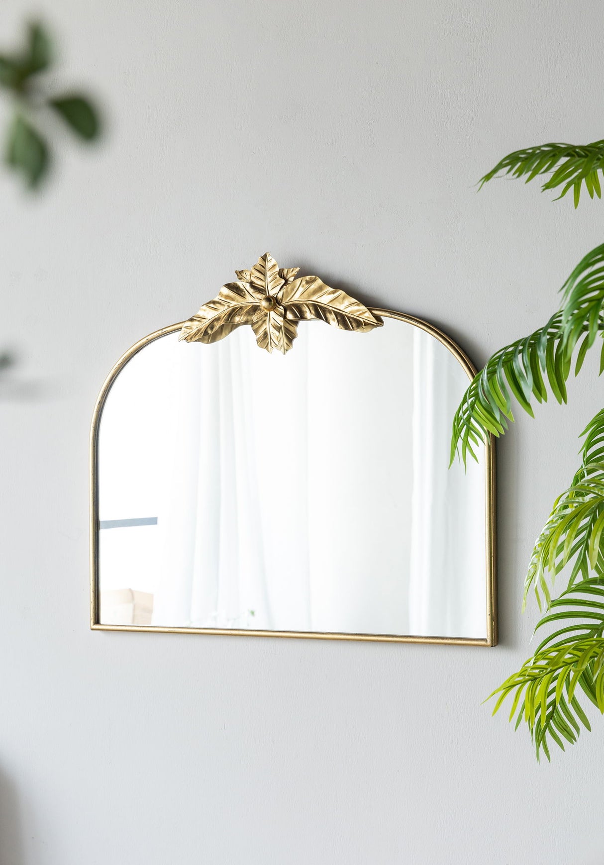 Arched Wall Mirror With Metal Frame, Wall Mirror For Living Room