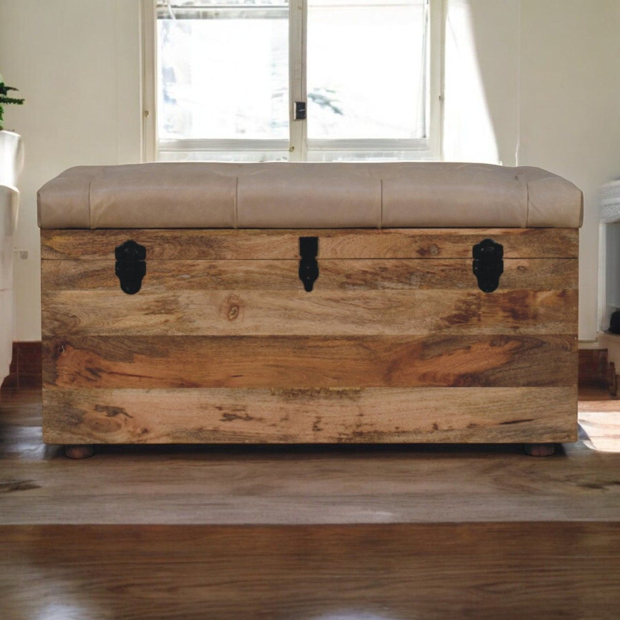 Buffalo - Leather Storage Trunk