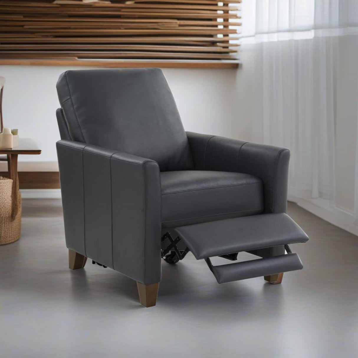 Pablo - Modern Recliner With Manual Recline