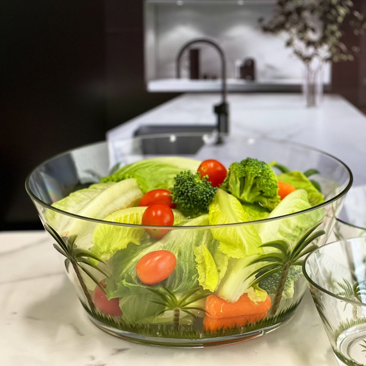 Palm Tree Acrylic Serving Bowls, Unbreakable Large Plastic Bowls