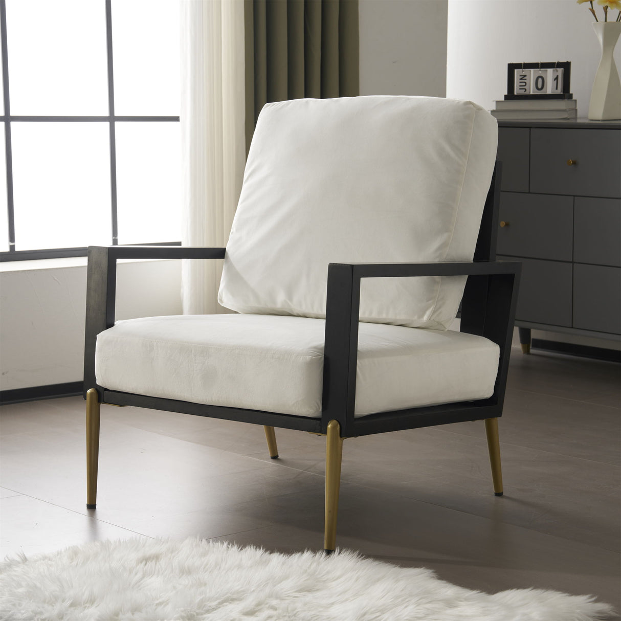 Modern Armchair With Solid Wood Frame