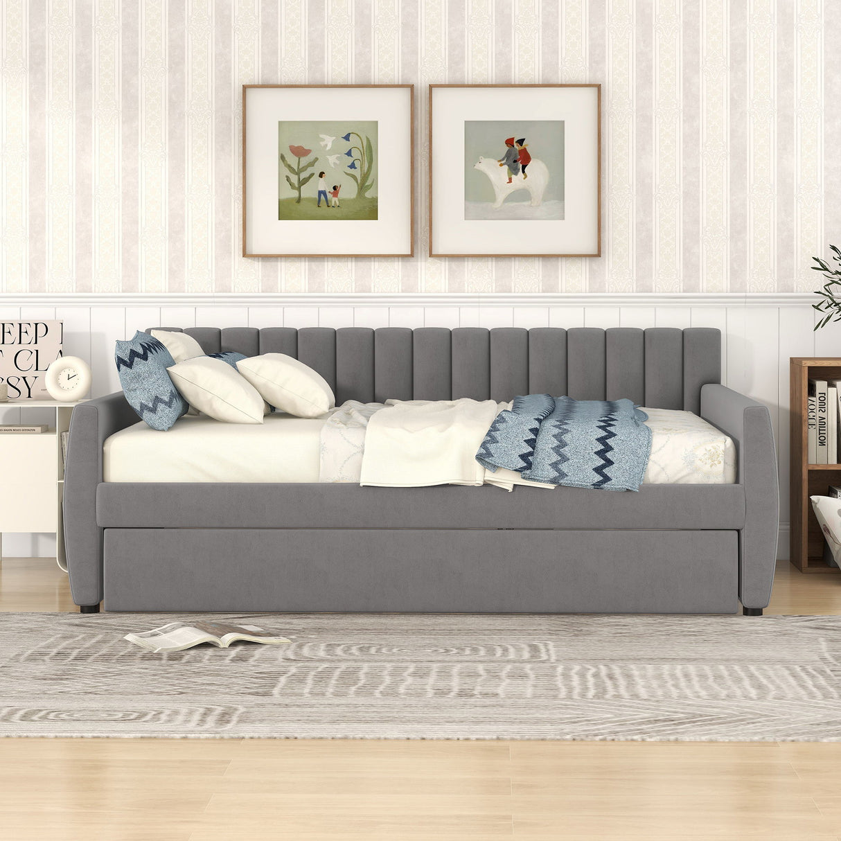 Upholstered Daybed With Slat Support