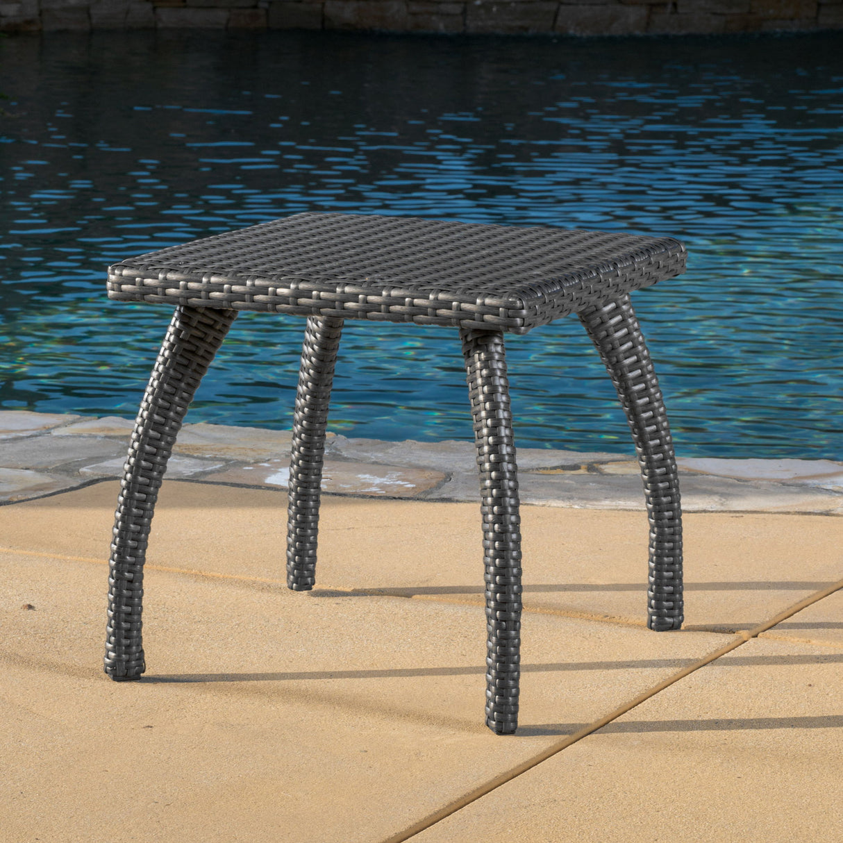 Luminant - Outdoor Side Table With Iron Frame - Gray