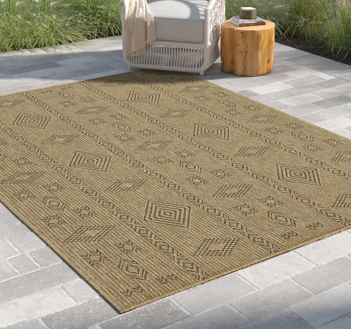 Earth - 2'7" X 7'3" Indoor, Outdoor Area Rug - Jute, Mocha