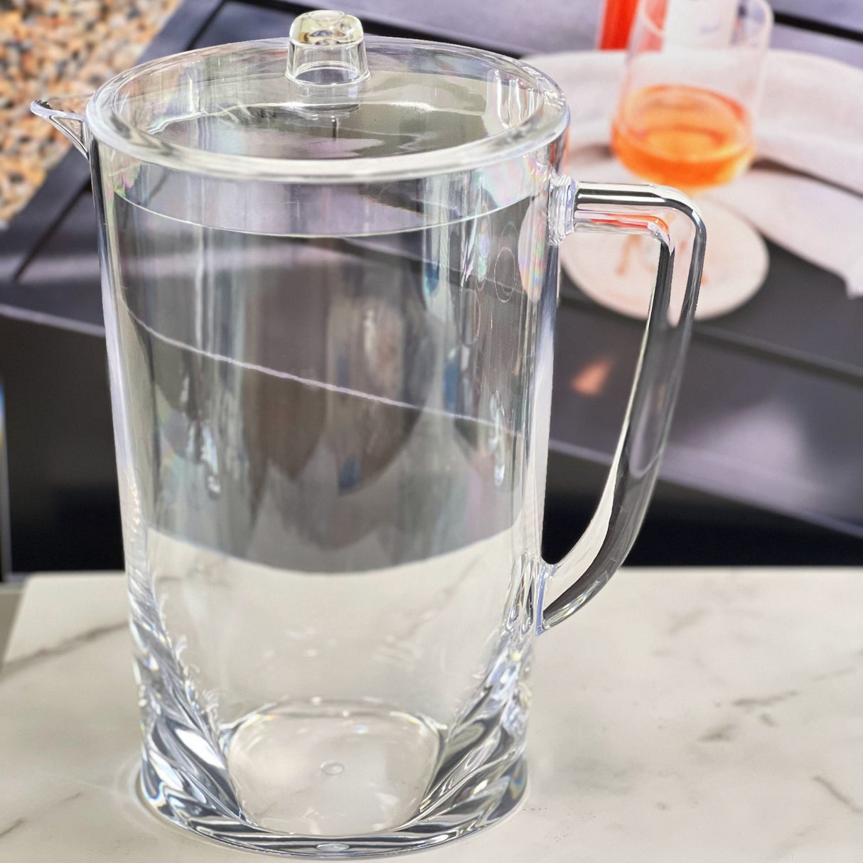Halo - Oval Design Unbreakable Plastic Water Pitcher With Lid Acrylic, 2.75 Quarts - Clear