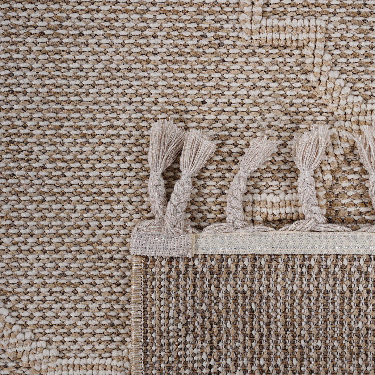 Guros - Indoor / Outdoor Trellis Area Rug