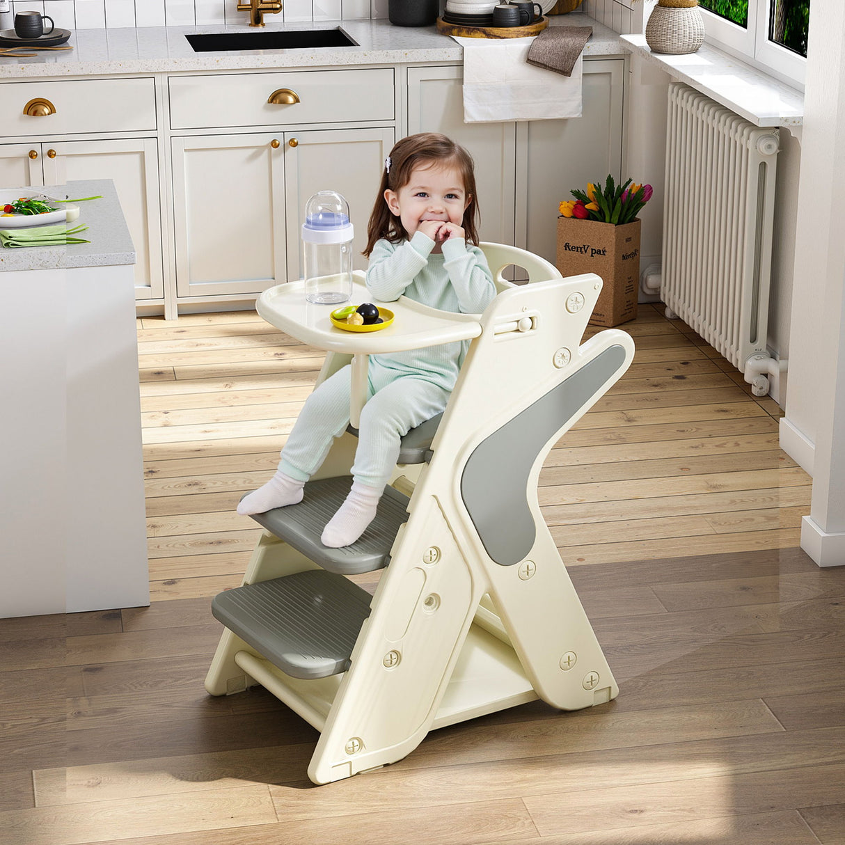 Multifunctional Growing Up Dining Chair With Adjustable Height And 5 Point Seat Belts