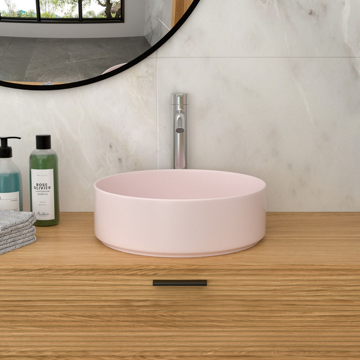 Elegant Ceramic Vessel Bathroom Sink With Stain Resistant Finish