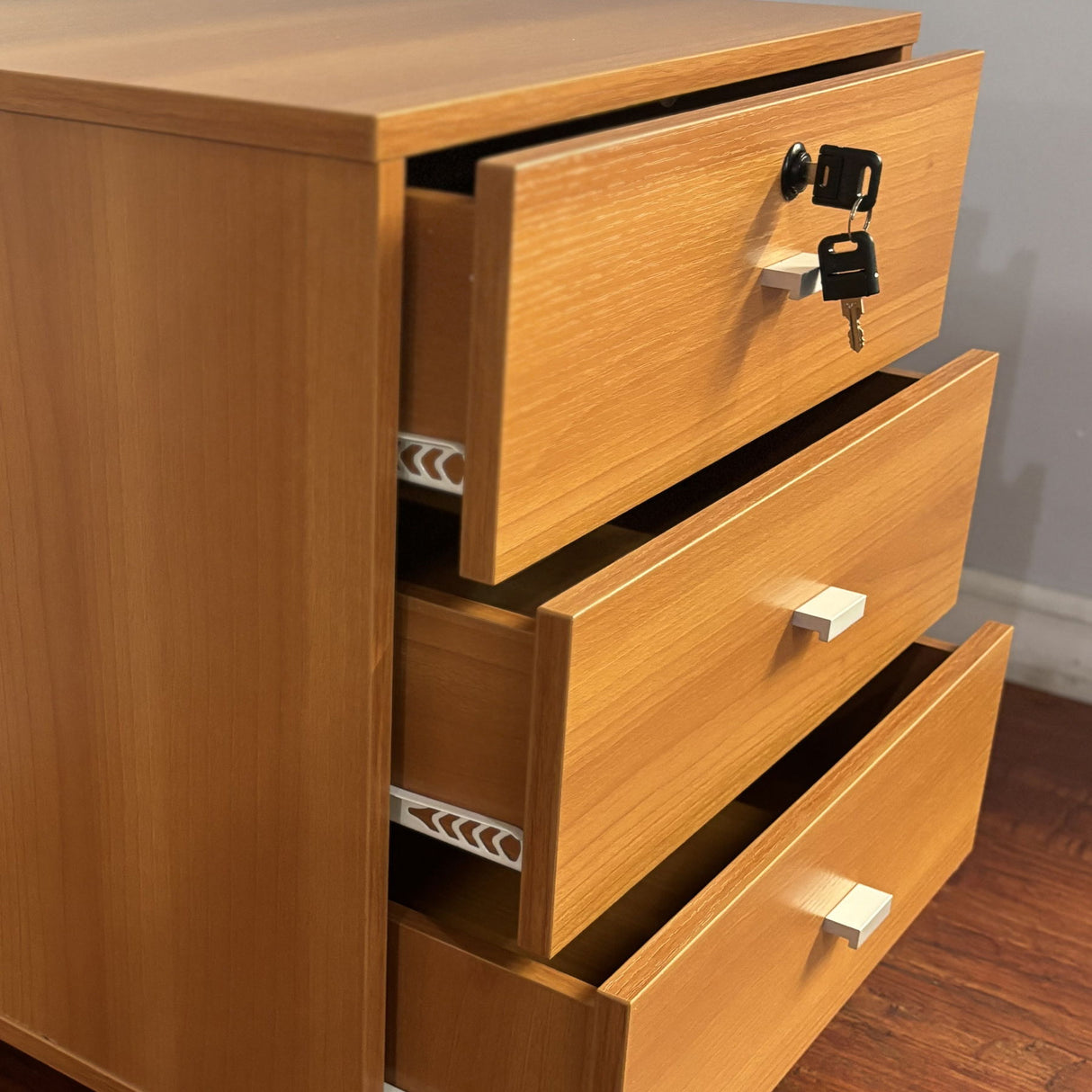 3 Drawer Nightstand Locking Top Drawer Metal Drawer Glides Metal Bar Handles