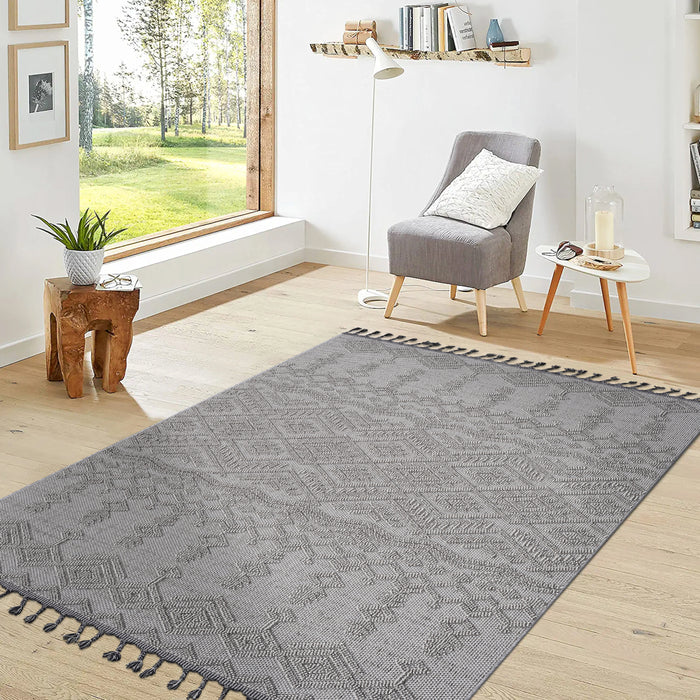 NAAR Guros Collection 5X7 White/White /Traditional Indoor/Outdoor Area Rug