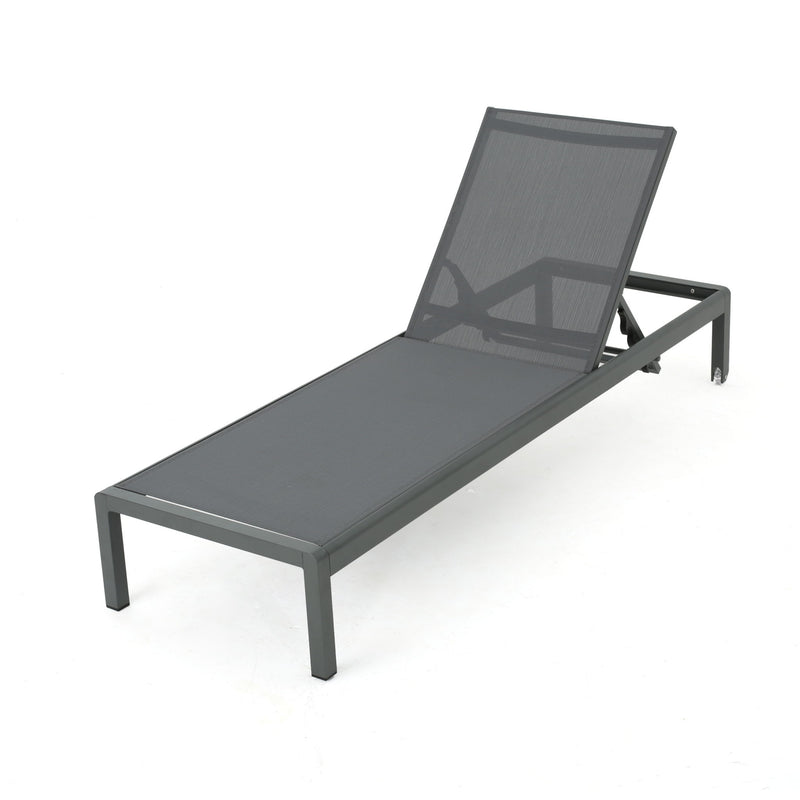 Outdoor Patio Chaise Lounge With 5 Reclining Positions