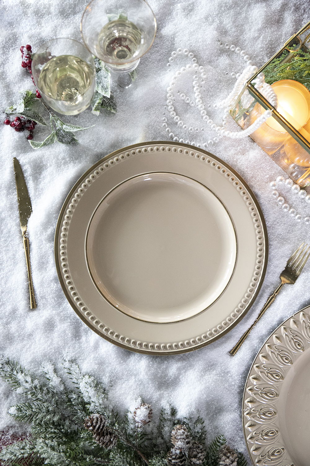 Plastic Charger Plate (Set of 8) - Cream