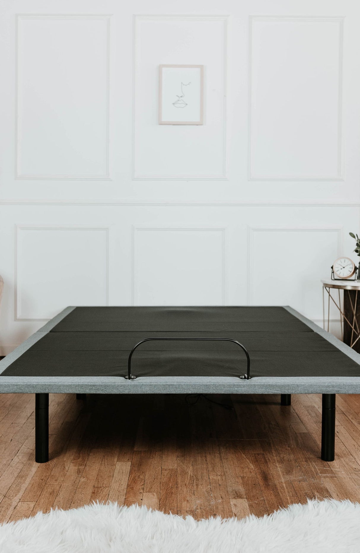 Btx5 - Adjustable Bed Base With Head And Foot Position Adjustment