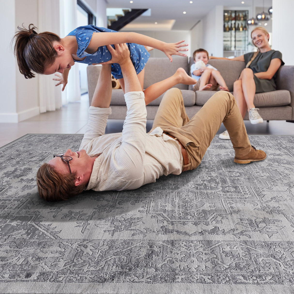 Marfi - 8' X 10' Oriental Area Rug - Silver