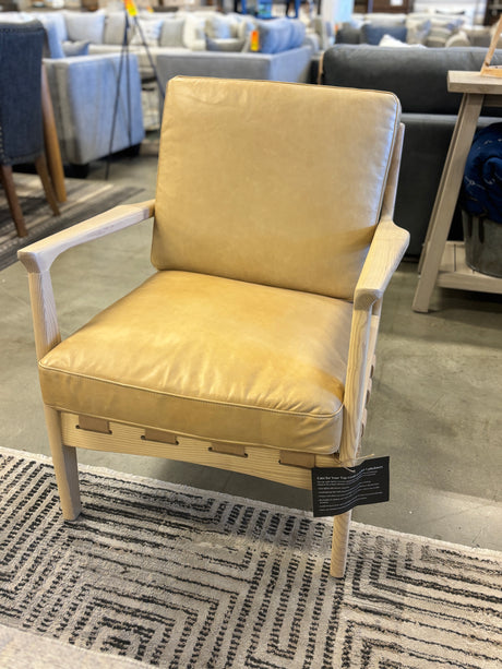 Kenneth leather chair