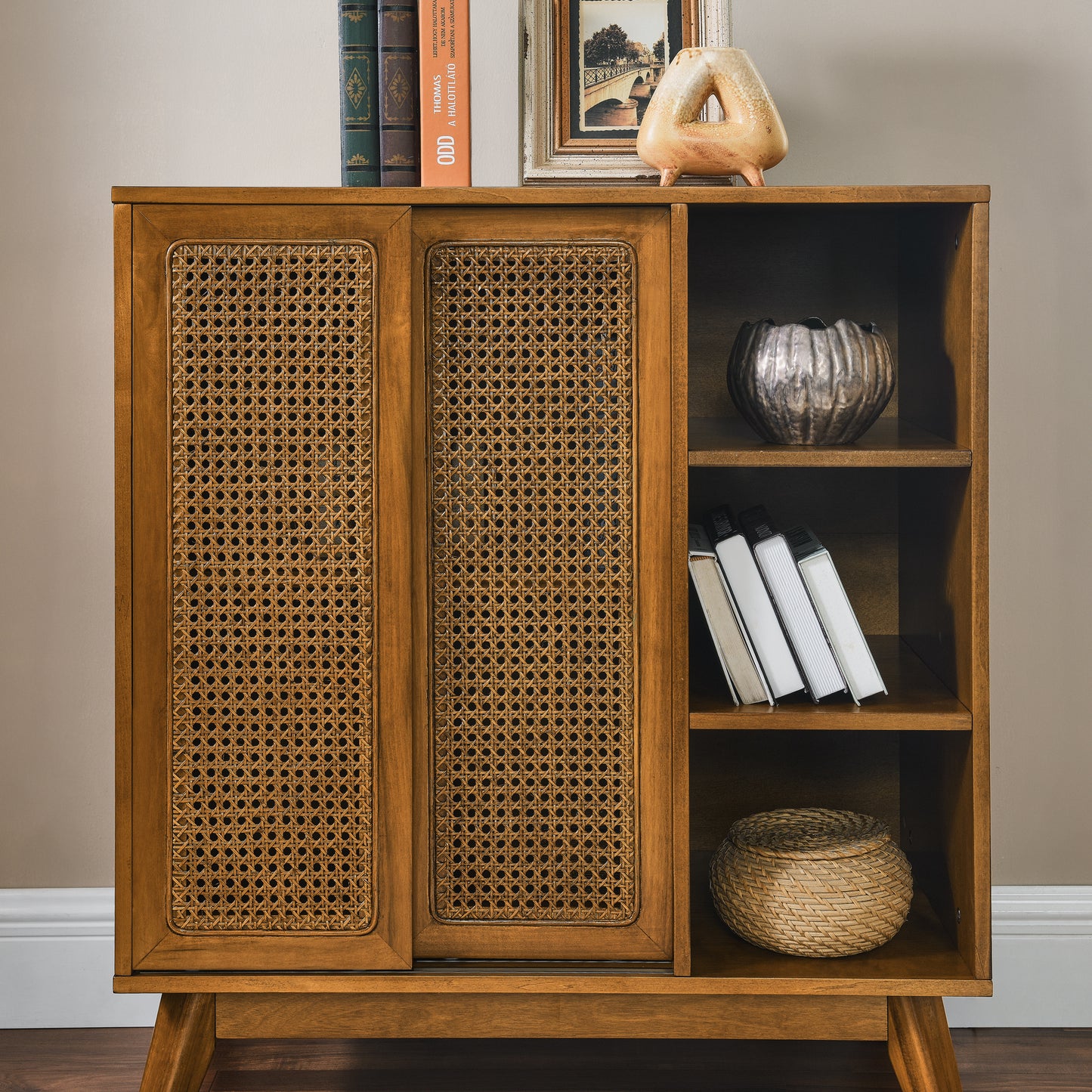 Mid Century Modern Rattan Sideboard Cabinet, Buffet Cabinet for Entryway Hallway Living Room Kitchen Dining Room Bedroom, Adjustable Shelf & Solid Wood Feet & Rattan Cabinet Doors - Light Wood