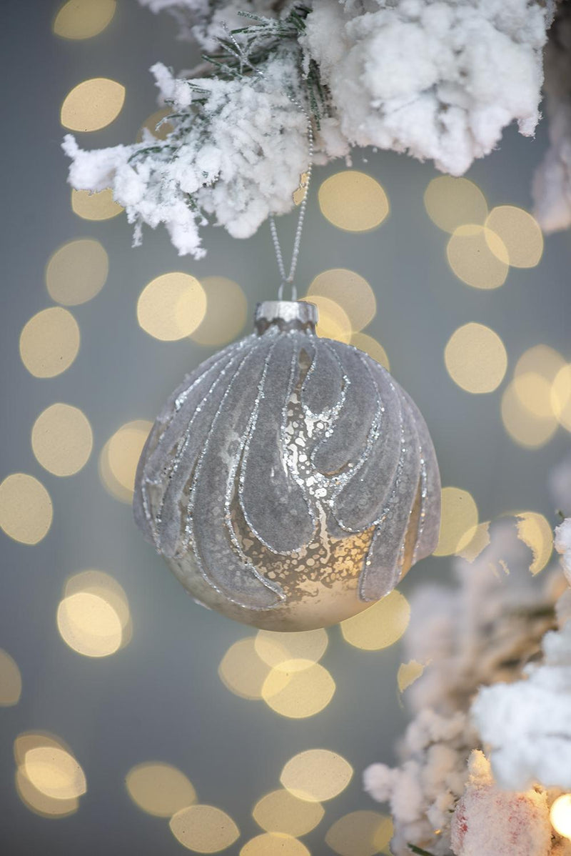 Decorative Hanging Ball Christmas Tree Ornaments For Holiday Party Decorations (Set of 6)