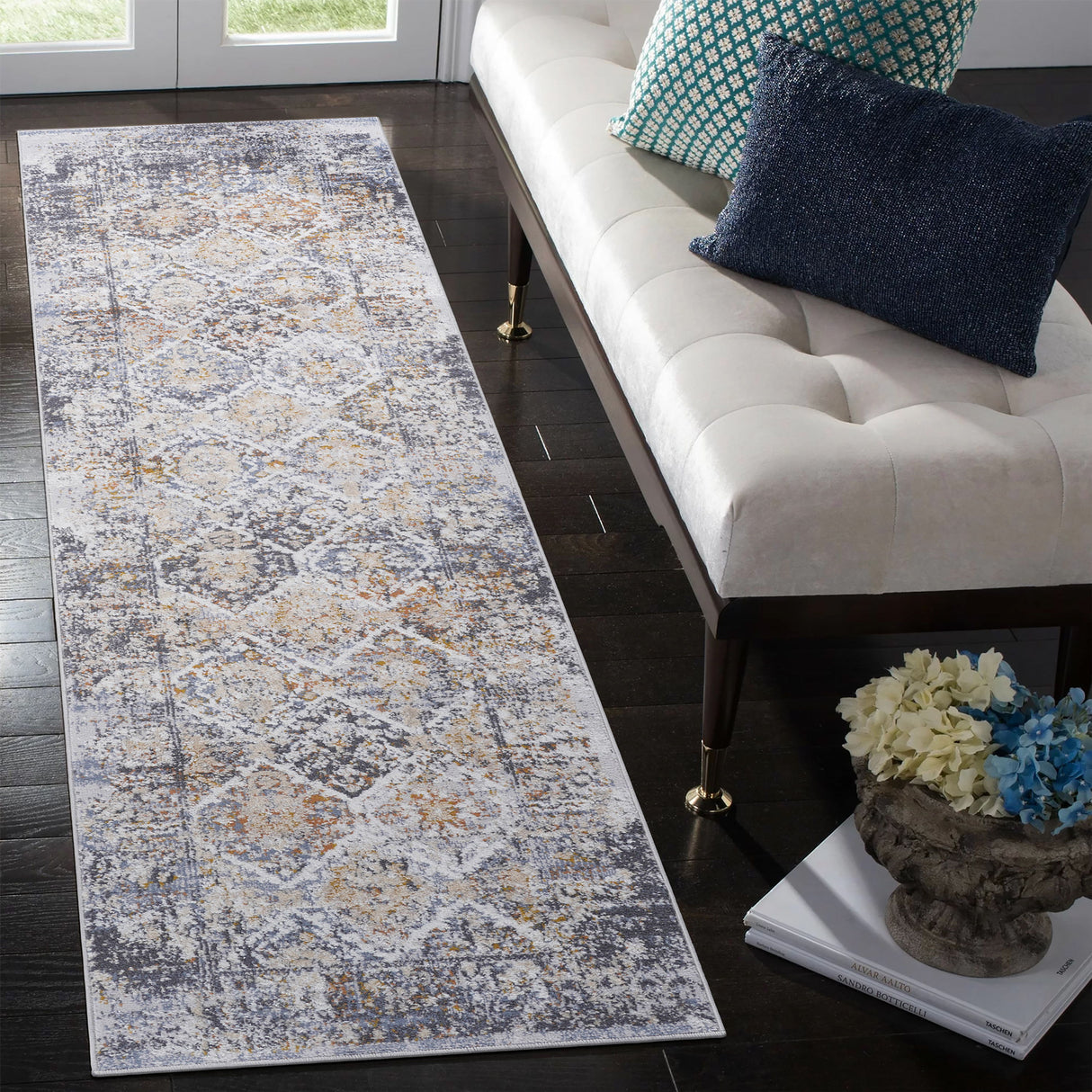 Payas - Traditional Area Rug