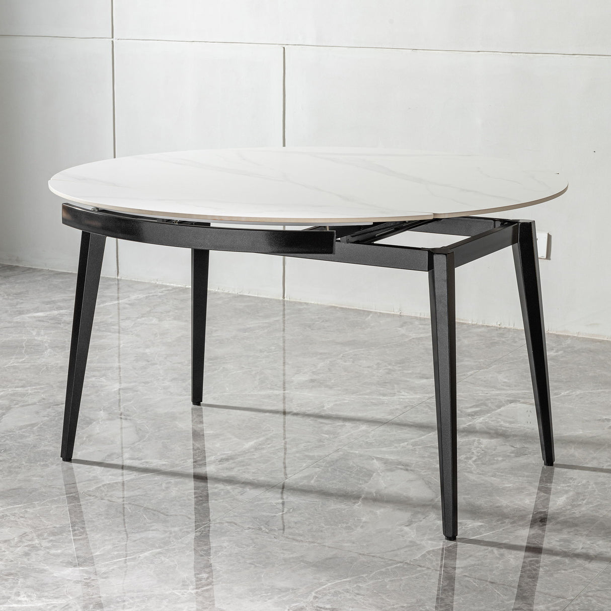 Modern Extendable Round Dining Table With Sintered Stone Top - White / Black